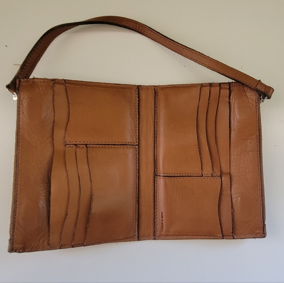 Leather folded wristlet wallet clutch - Picture 3 of 4